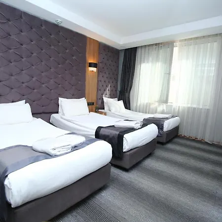 Grand Silay