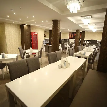 ホテル Grand Silay アンカラ