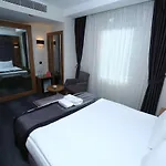 Grand Silay 2*