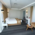 Grand Silay 2*
