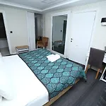 Grand Silay 2*