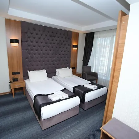 Grand Silay
